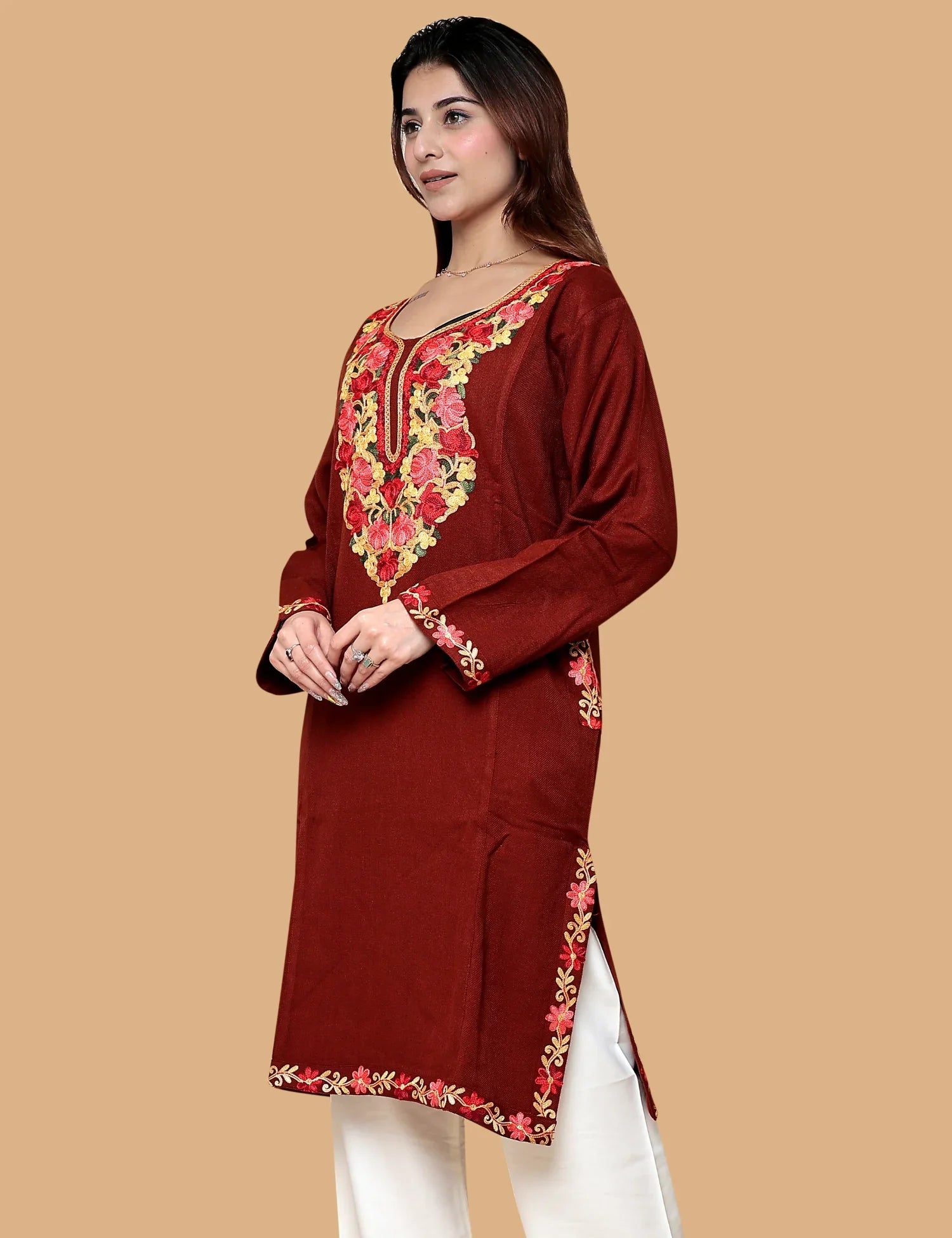 Red woolen phiran with Kashmiri Aari embroidery - front view