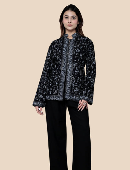 Black woolen short coat for women