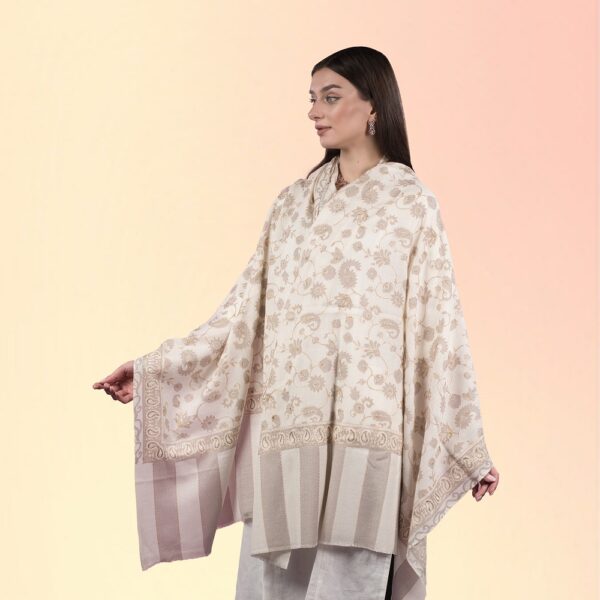 Embroidered Kashmiri Shawl