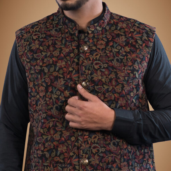 Alternative view of Pure Wool Paisley Motif Men's Vasket
