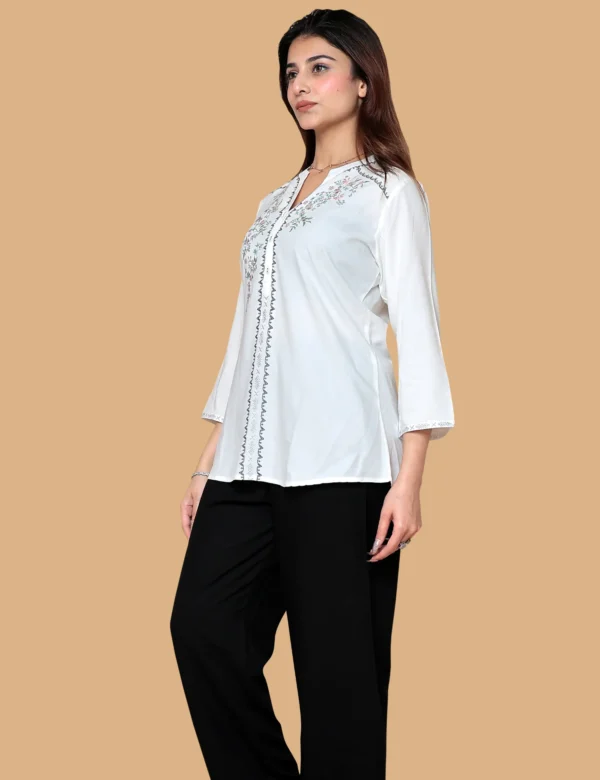 Alternative view of WHITE EMBROIDERY COTTON SHORT KURTI