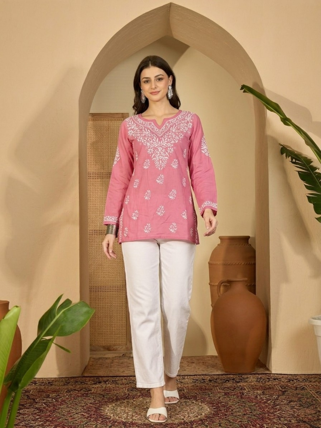 Pink Grace Ethnic Kurti - Image 3